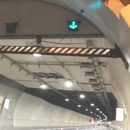 Isolation thermique par flocage en plafond de parking